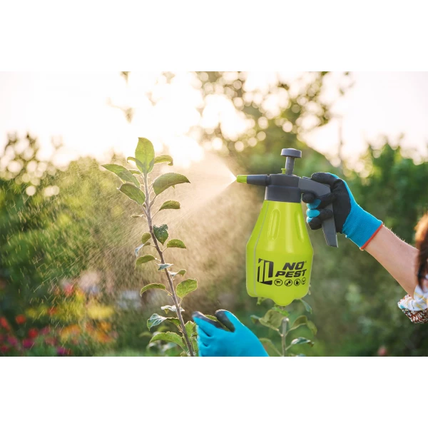Opryskiwacz ciśnieniowy. Opryskiwacz ręczny Gardenblast Precision 1l.
