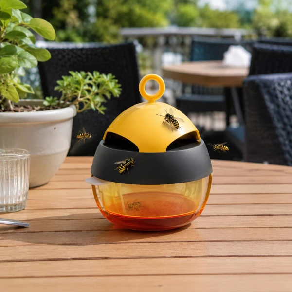 Pułapka na osy, szerszenie Wasp Tempter + wabik Wasp Juice 500 ml 